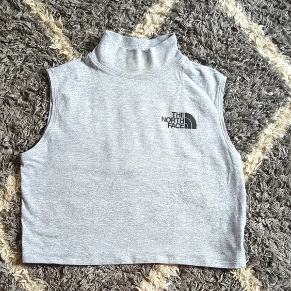 The North Face Womens Turtle Neck Crop Top Size Small Never Stop Exploring - Picture 2 of 6